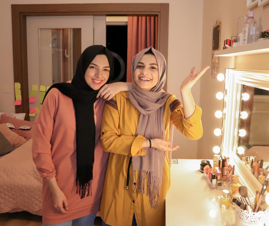 Bedroom Tour with Two Sisters Tube